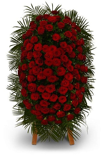 Венок из живых цветов